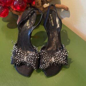 Kate Spade ♠️ classy black heels with black and white feathers and diamonds